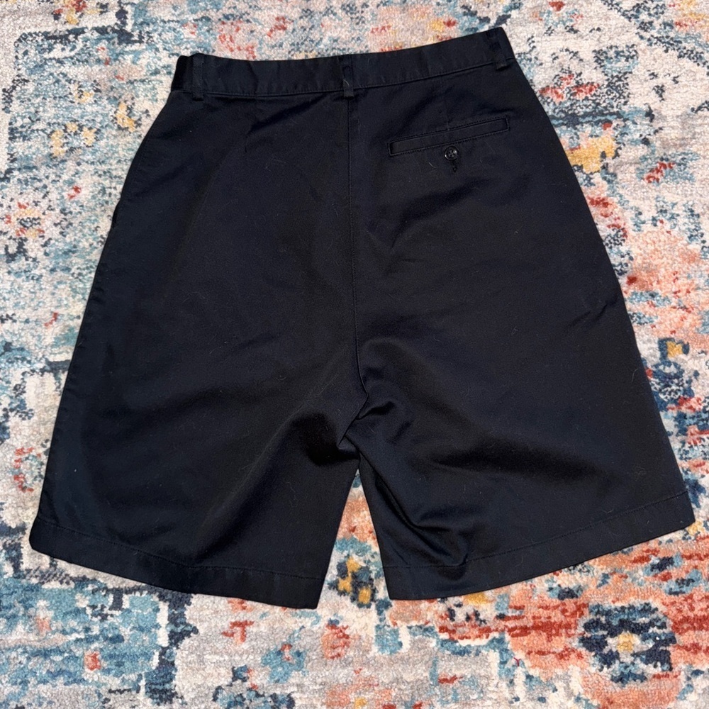L.L. Bean Original Fit Chino Shorts
Size 10 - Picture 2 of 4